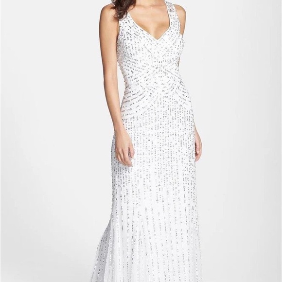 Aidan Mattox White sequined Gown - Picture 1 of 9